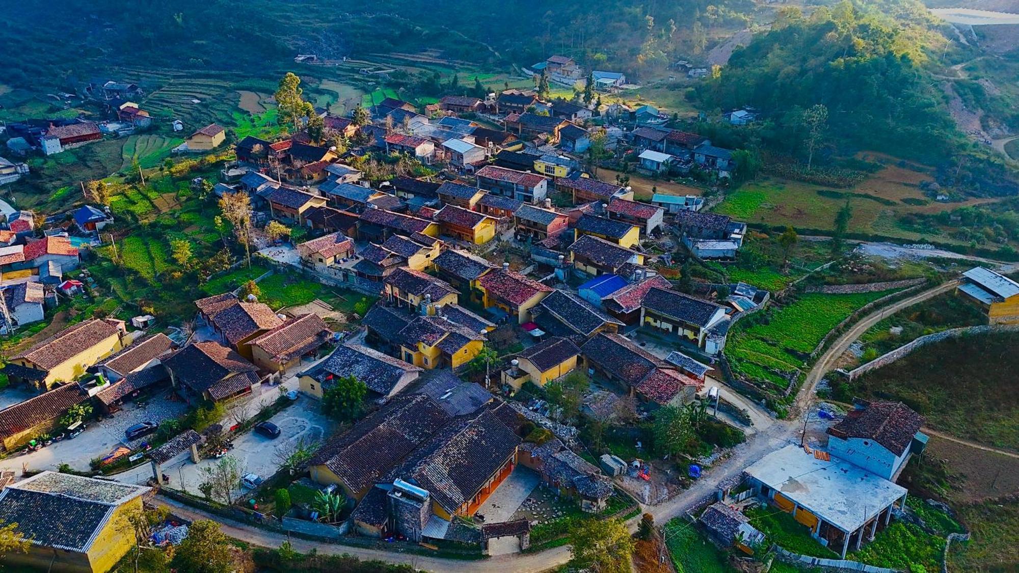 Aparthotel Tl Adventure Tour & Motorbike Ha Giang Exterior foto