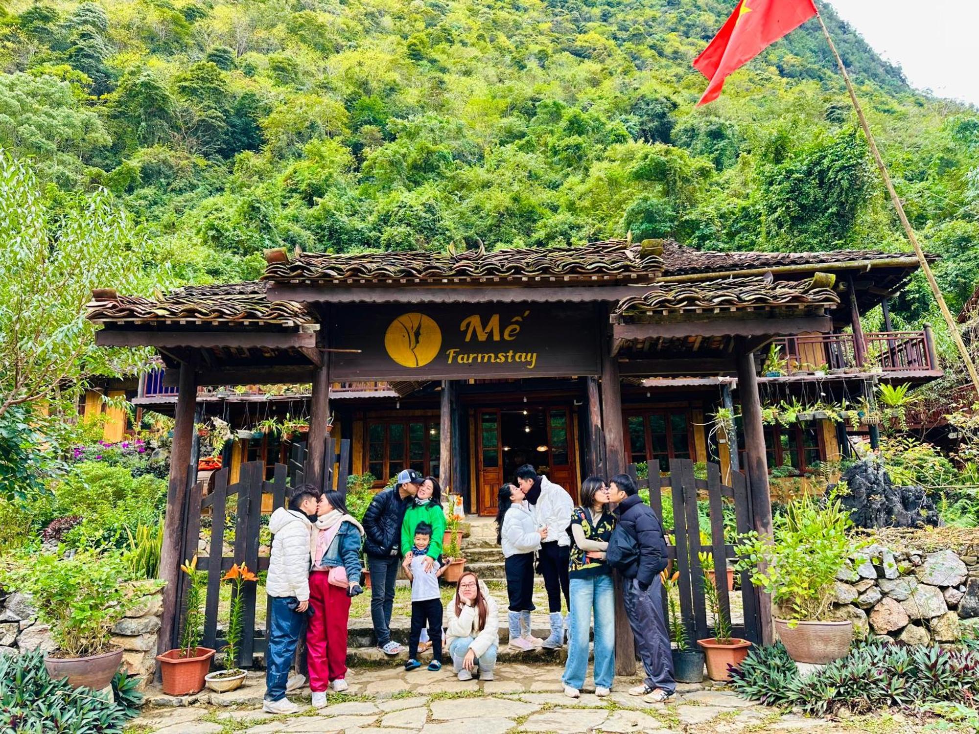 Aparthotel Tl Adventure Tour & Motorbike Ha Giang Exterior foto